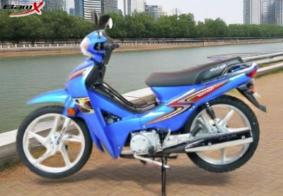 Qualidade bicicleta pequena da sujeira da rua das lâmpadas 8000rpm do halogênio da motocicleta da bicicleta motorizada 50cc do FILHOTE do silencioso 110cc fábrica