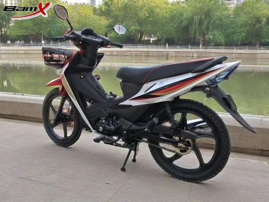 Ποιότητα 110cc Ερυθρό/Μαύρο/Αυτοματοποιημένο Cub Μοτοσυκλέτα Υδραυλική αποσβέσιμη εμπρόσθια ανάρτηση 4 ταχυτήτες μετάδοση εργοστάσιο