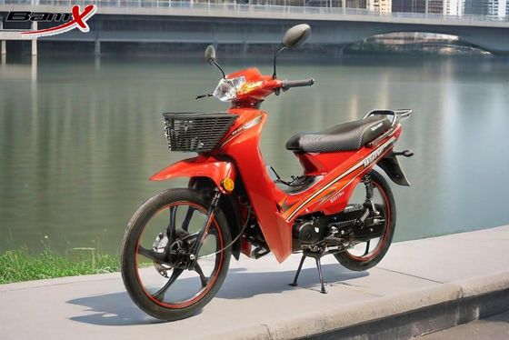 کیفیت موتورسیکلت قدرتمند CUB با 110cc Displacement 4 Speed Transmission و سیستم ترمز دیسک برتر کارخانه